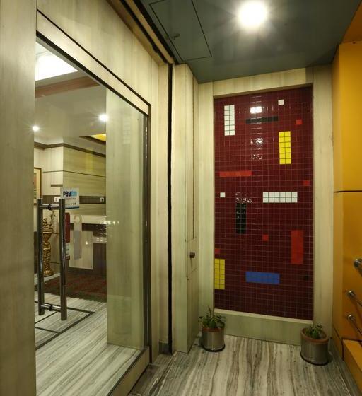 فندق Sunview International