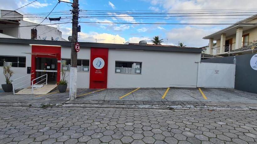 هتل Veleiro