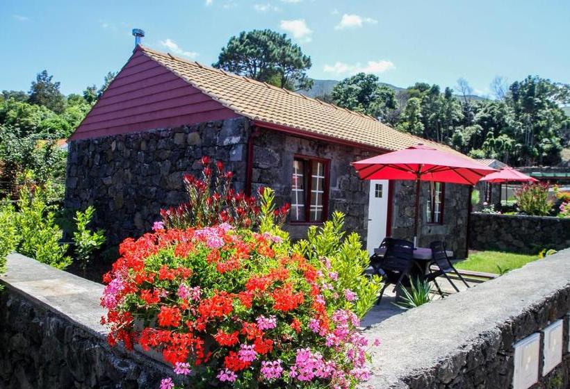 منتجع Aldeia Das Adegas