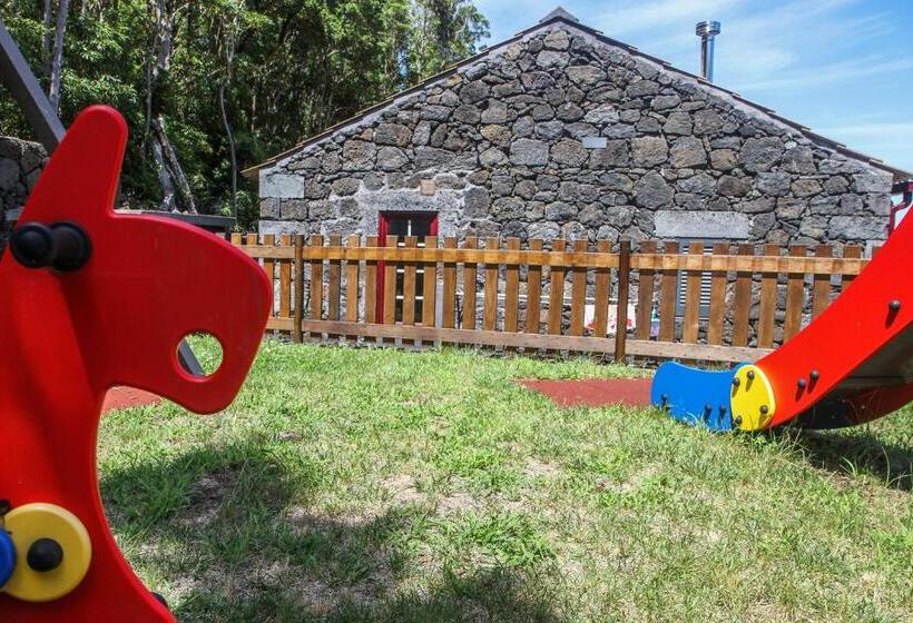 منتجع Aldeia Das Adegas