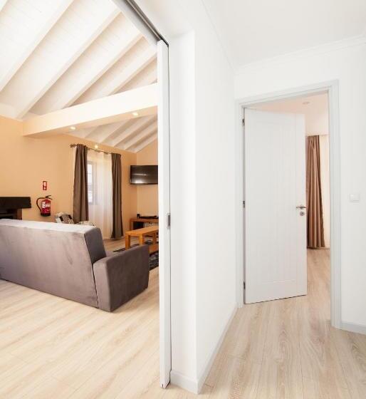 منتجع Aldeia Das Adegas