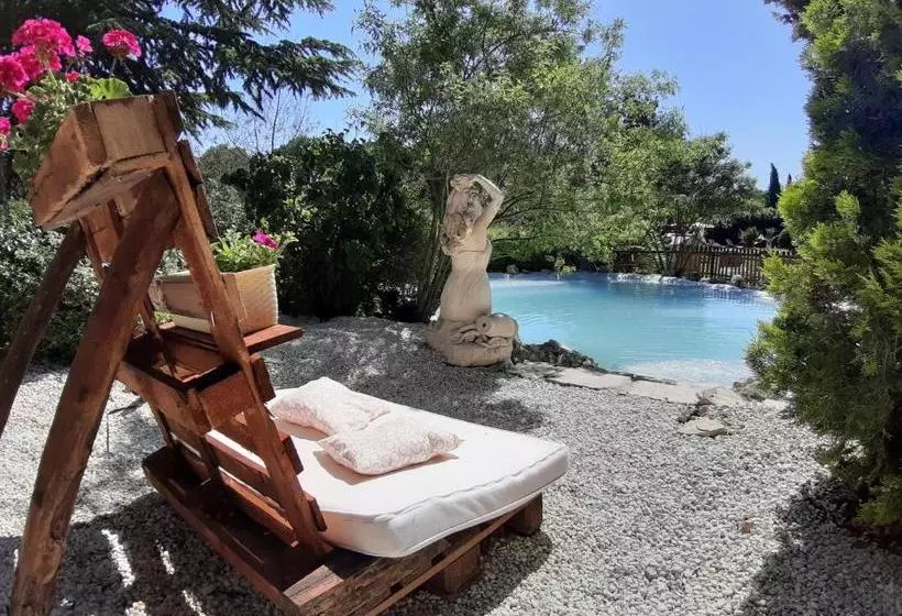 ベッドアンドブレックファースト Villa Gusto E Benessere