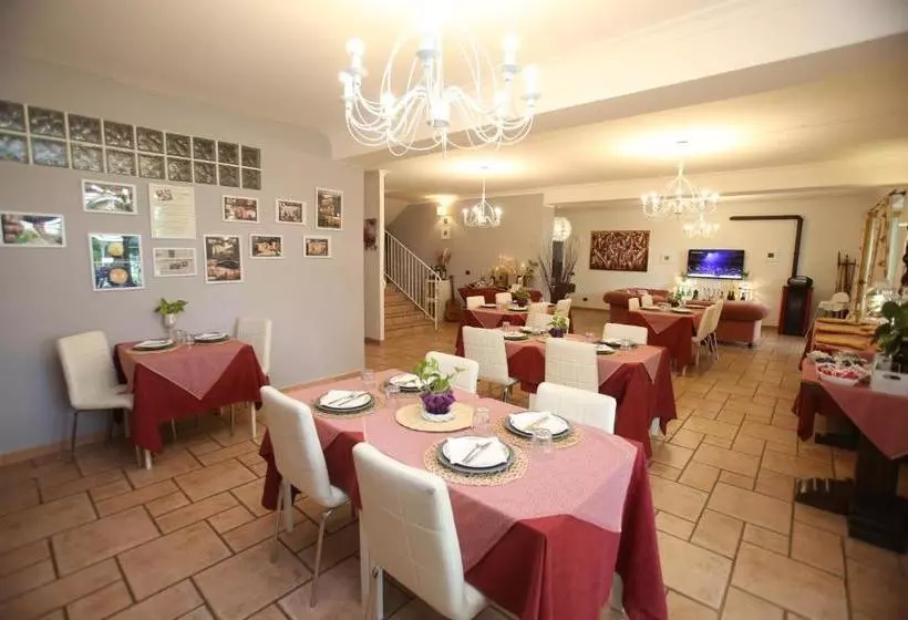 ベッドアンドブレックファースト Villa Gusto E Benessere