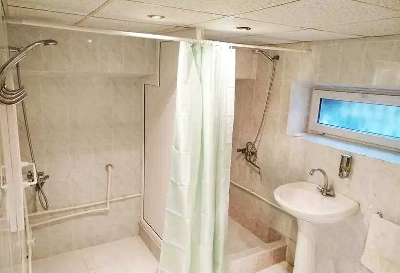 Hostel Sakharov & Tours