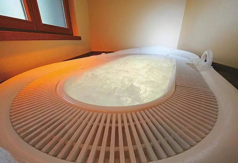 Hotelli Albergo Piazzatorre