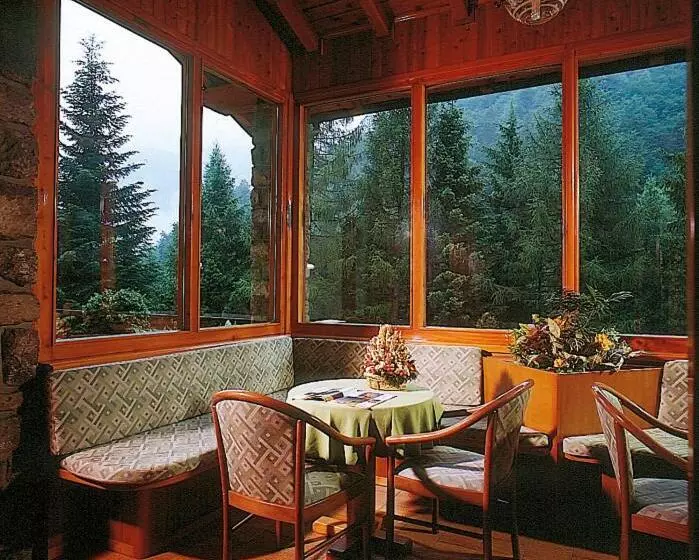 Hotelli Albergo Piazzatorre