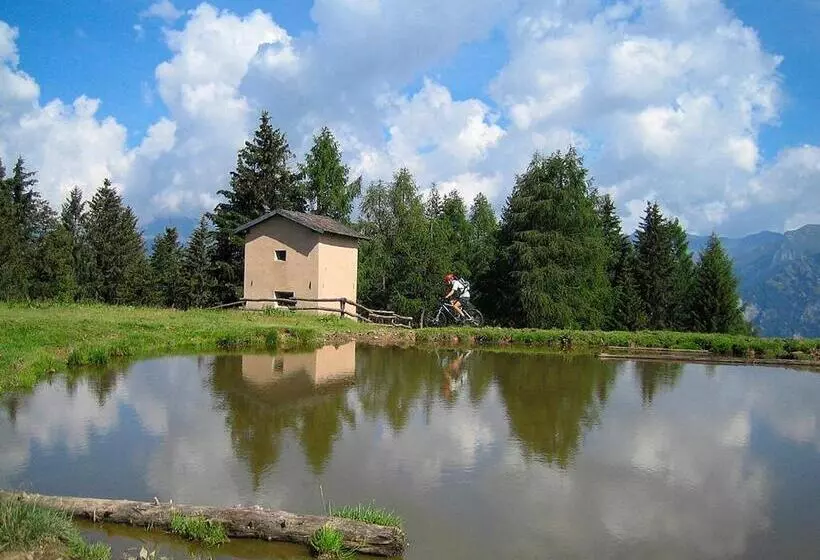 Hotelli Albergo Piazzatorre