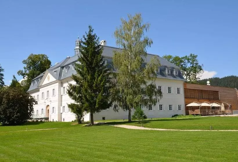 هتل Château Gbeľany