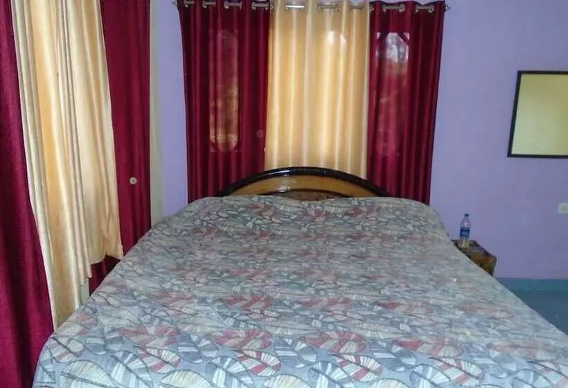 ホテル Gopal Binsar Retreat