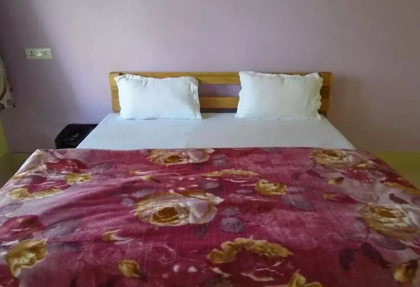 ホテル Gopal Binsar Retreat