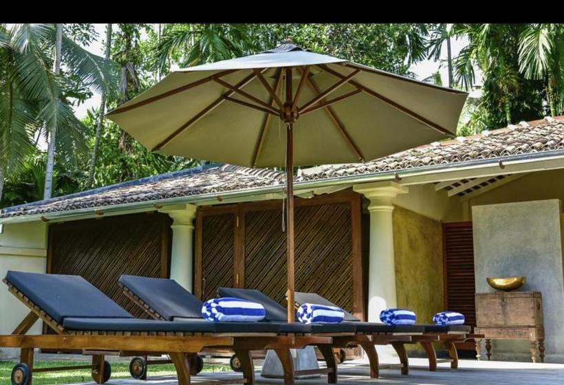 호텔 Pedlars Manor