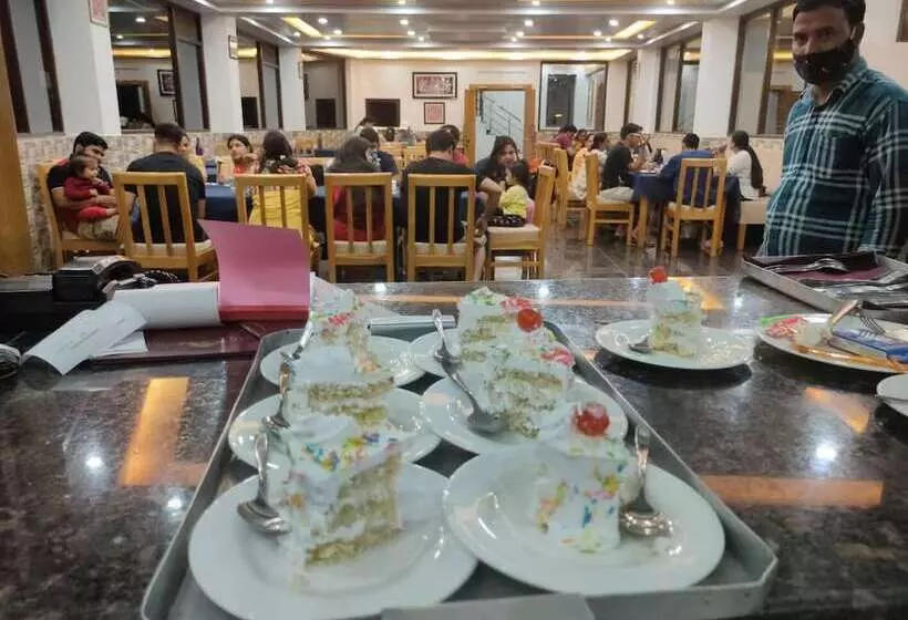 Hotelli Uttarakhand Resort