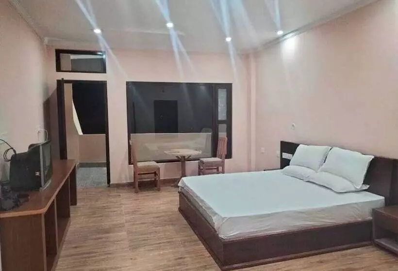 Hotelli Uttarakhand Resort