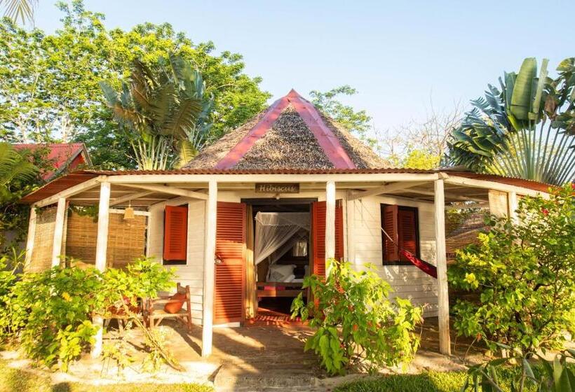 هتل Villas De Vohilava