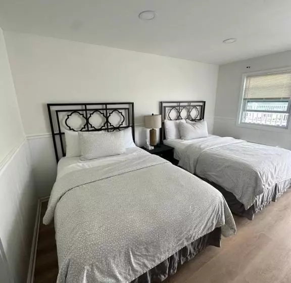 مُتل Boardwalk Beach Inn