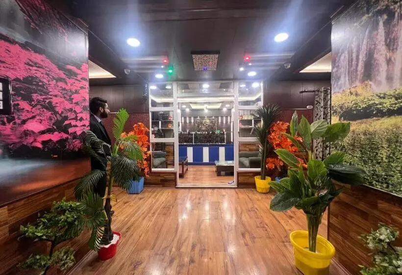 Pine View Resort