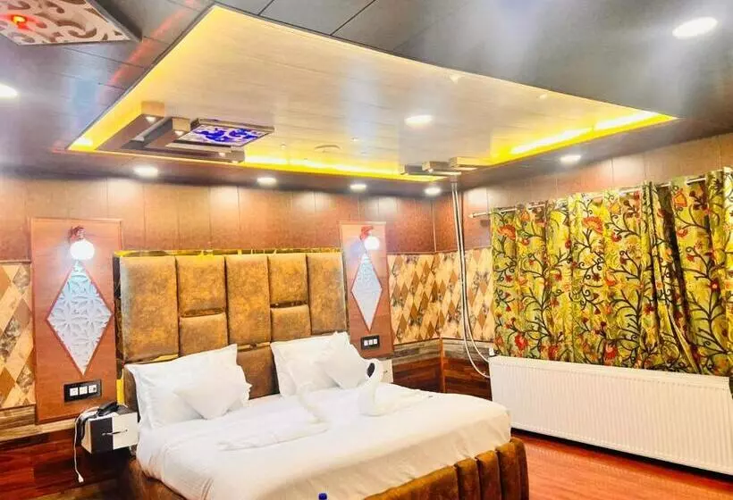 Pine View Resort