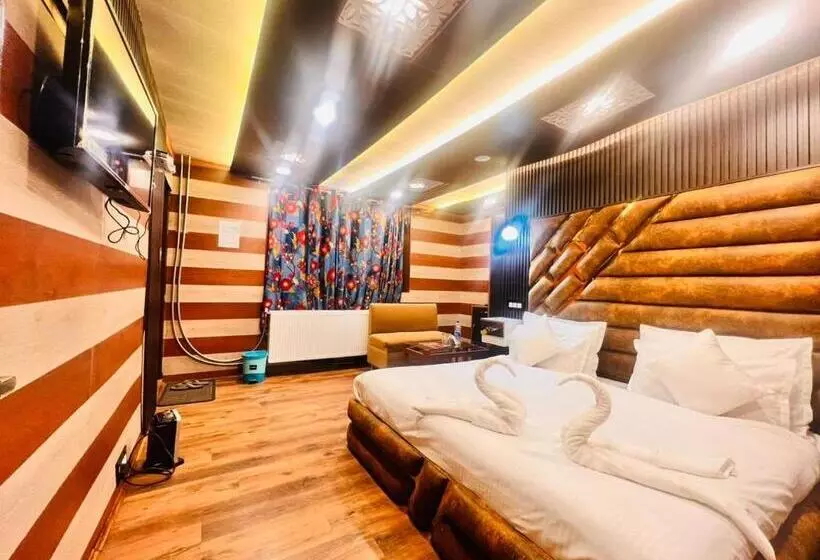 Pine View Resort