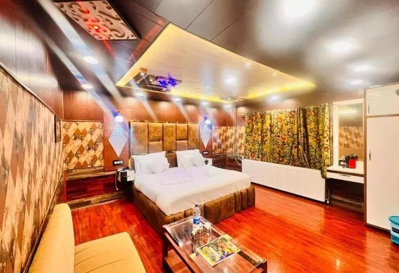 Pine View Resort