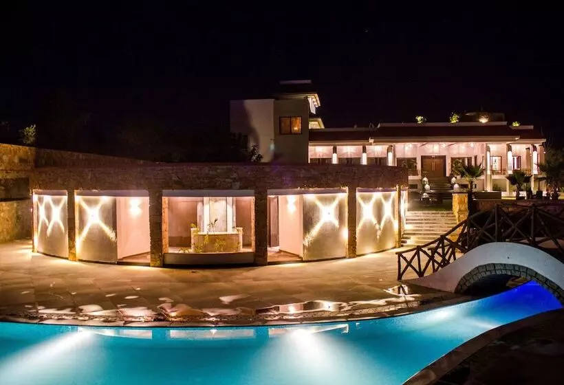 Riverarch Greenfields Resort