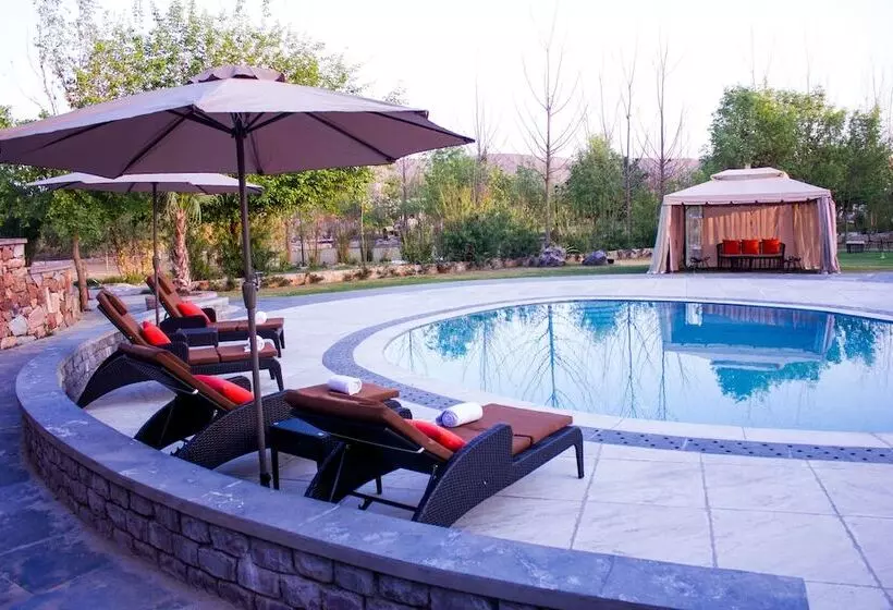 Riverarch Greenfields Resort