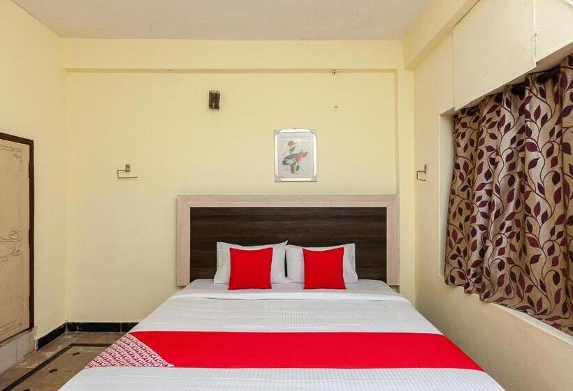 Collection O Ammayi Hotels & Resorts