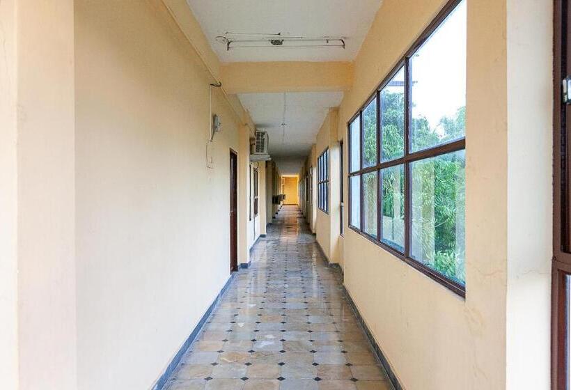 Collection O Ammayi Hotels & Resorts