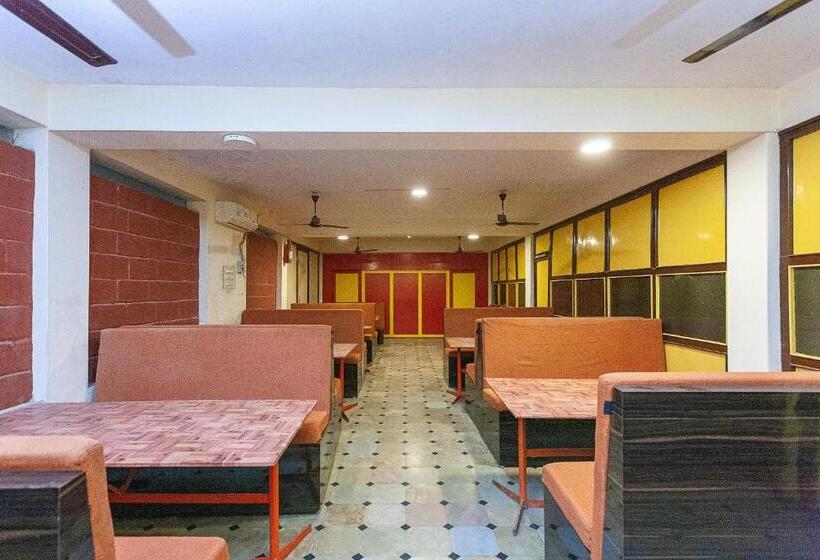 Collection O Ammayi Hotels & Resorts