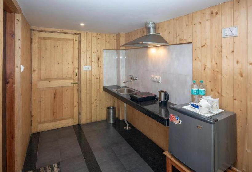 مبيت وإفطار Shobla Pine Royale Cottage