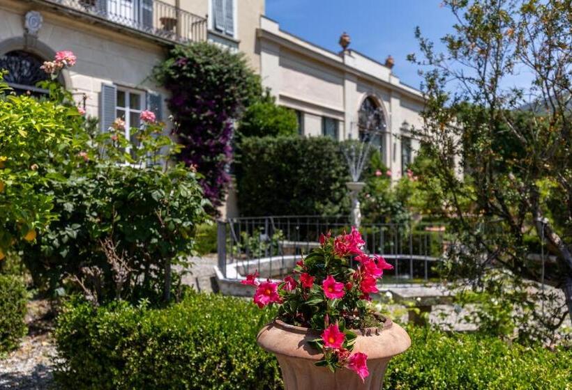 住宿加早餐  Villa Scorzi   Relais De Charme