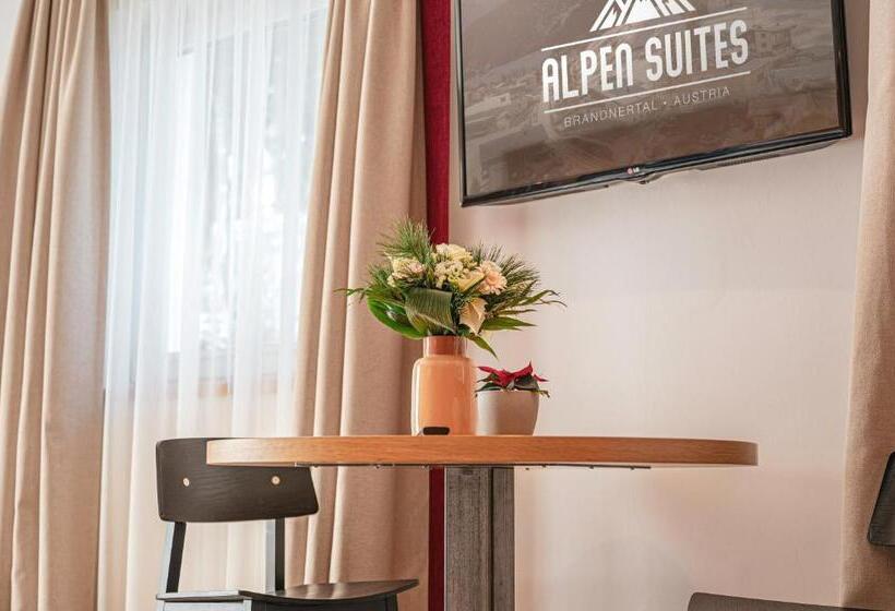 هتل Alpen Suites Brandnertal