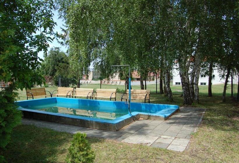 هتل Aurelius Mikulov