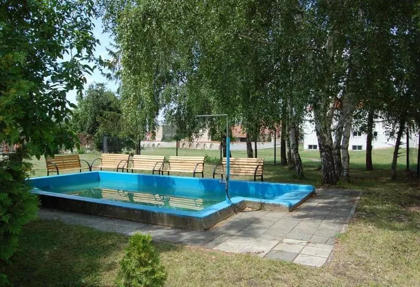 هتل Aurelius Mikulov