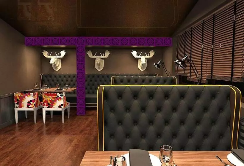 ホテル Jorela Family