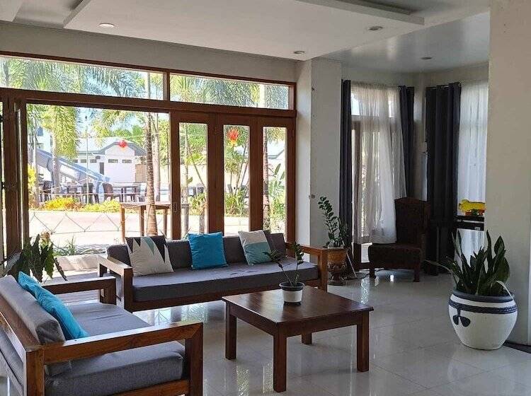 호텔 Marand Resort  Highway