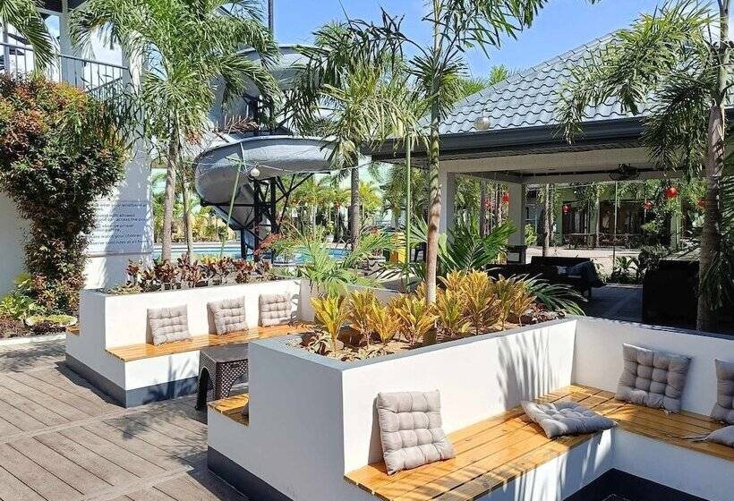 호텔 Marand Resort  Highway