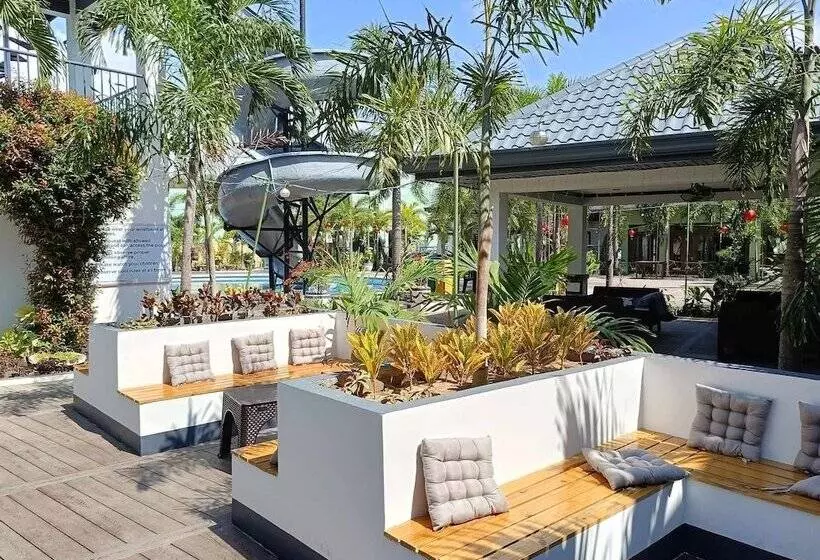 Hotelli Marand Resort  Highway