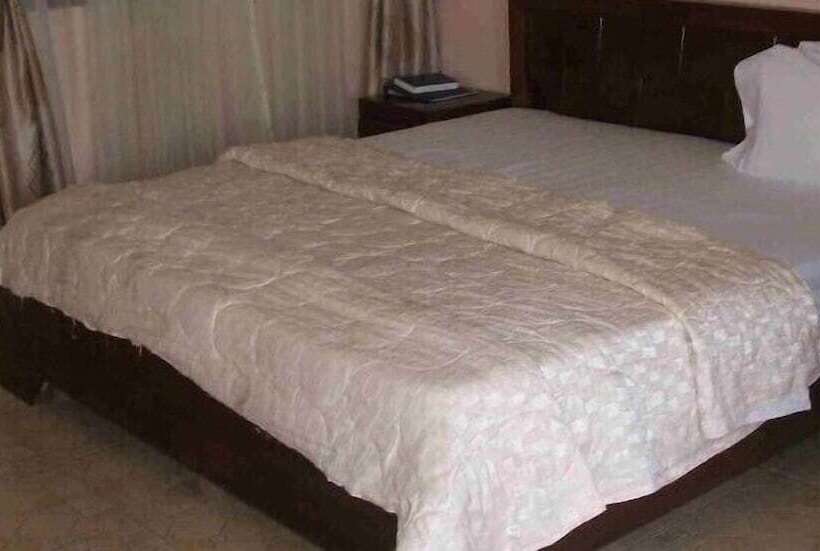 בית מלון כפרי Nhyira