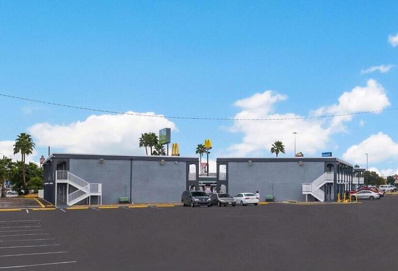 Surestay Hotel Laredo By Best Western