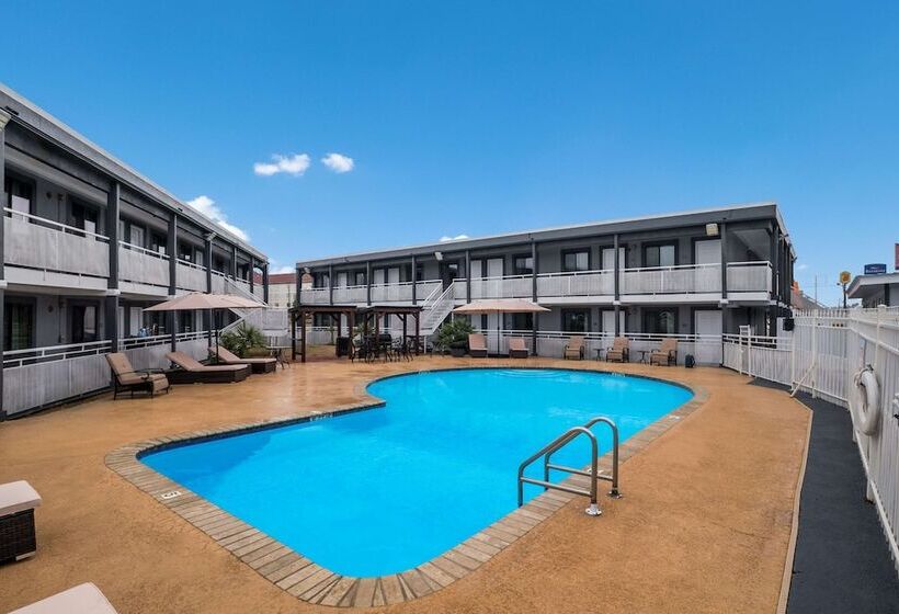 Surestay Hotel Laredo By Best Western