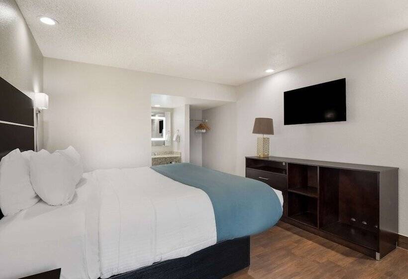 Surestay Hotel Laredo By Best Western