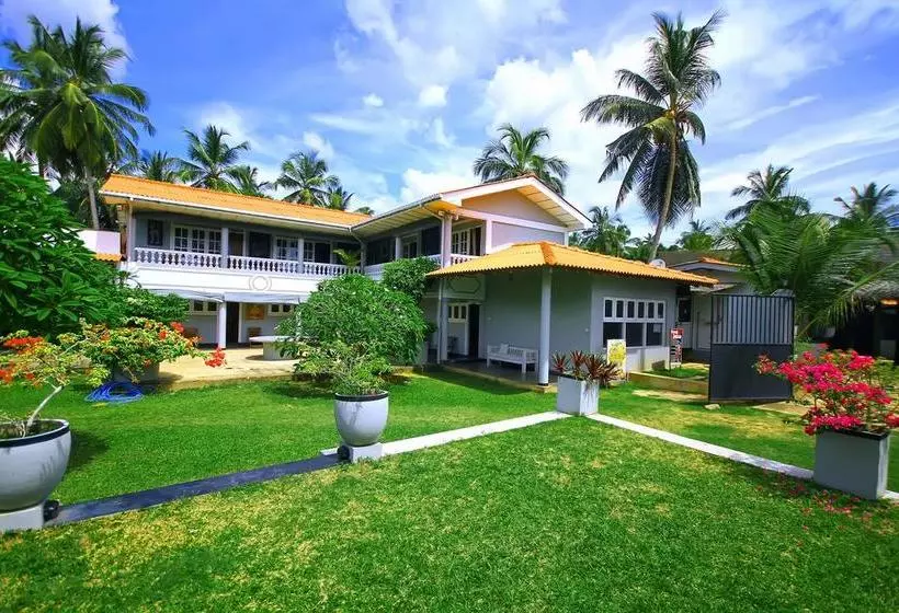 Hotel The Caribbean Gate Resort & Cafe