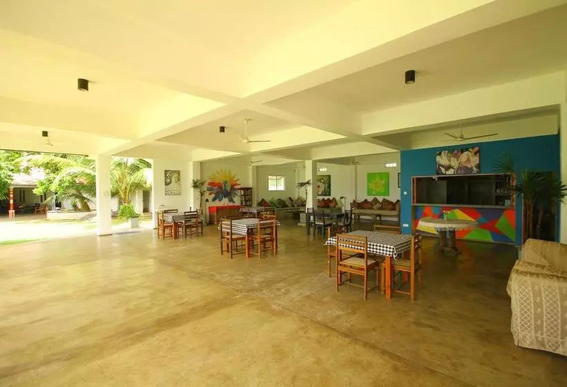 Hotel The Caribbean Gate Resort & Cafe