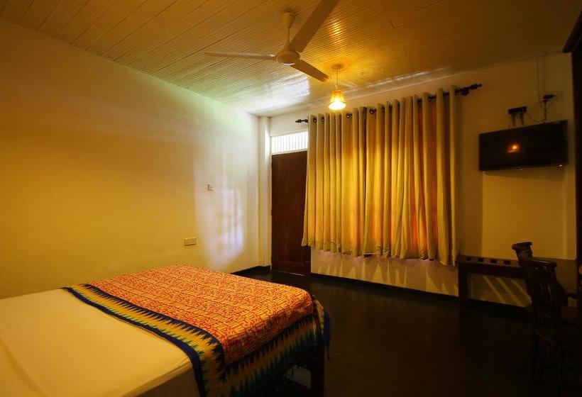 Hotel The Caribbean Gate Resort & Cafe