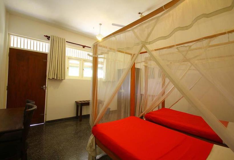 Hotel The Caribbean Gate Resort & Cafe