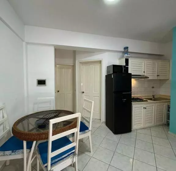 استراحتگاه Las Palmeras By Graziano