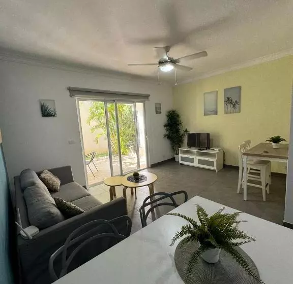 استراحتگاه Las Palmeras By Graziano