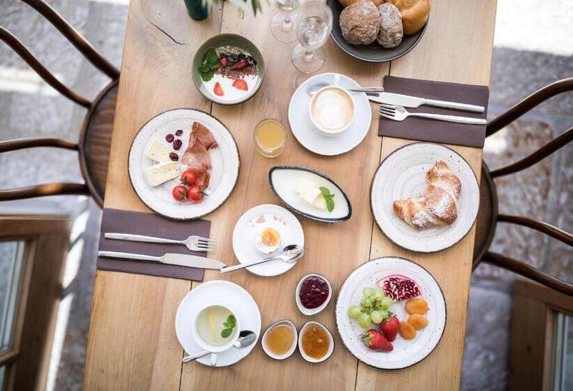 Romantik Hotel Jagdhof