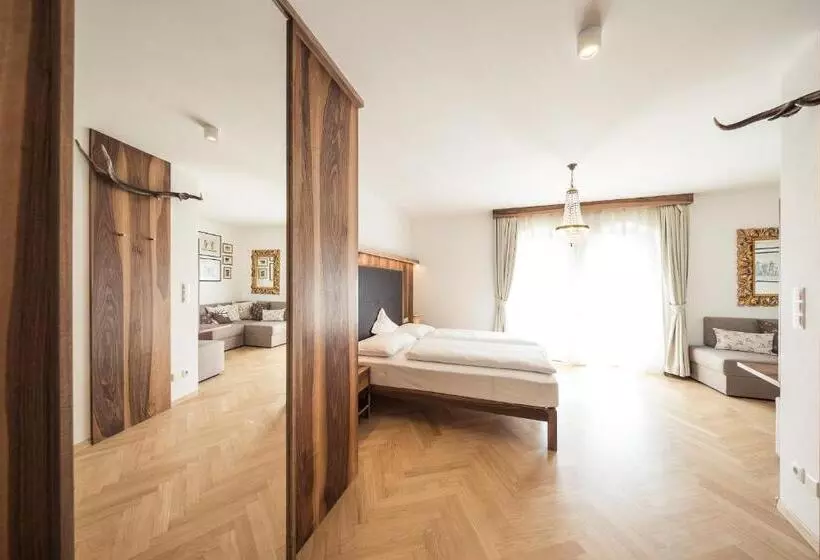 Romantik Hotel Jagdhof