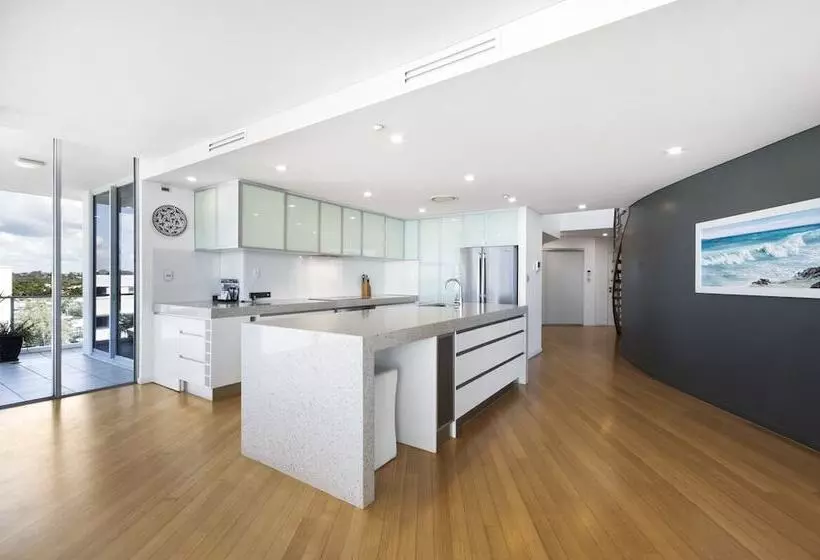 Silver Sea On Sixth Resort